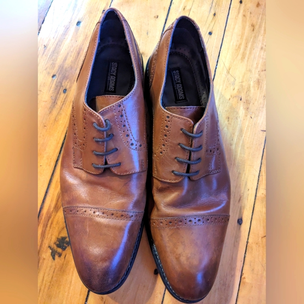 Size 11 men's dress shoes